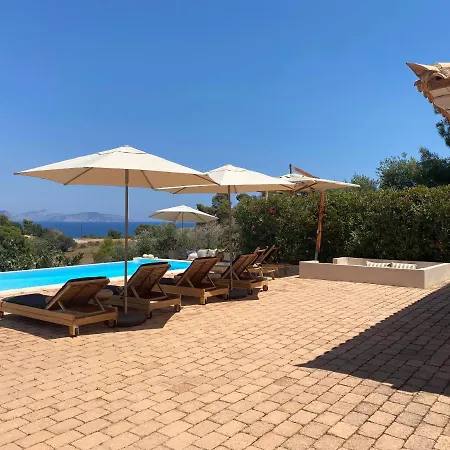 ヴィラ Big Blue ポルト・ヘリ